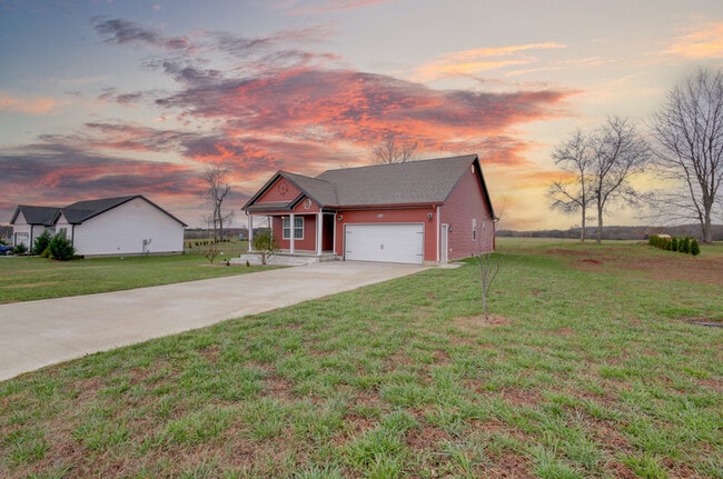 Foto del edificio - 131 Riverbend Dr