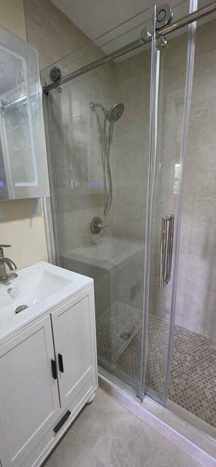 Foto del edificio - 4129 Scenic Ave