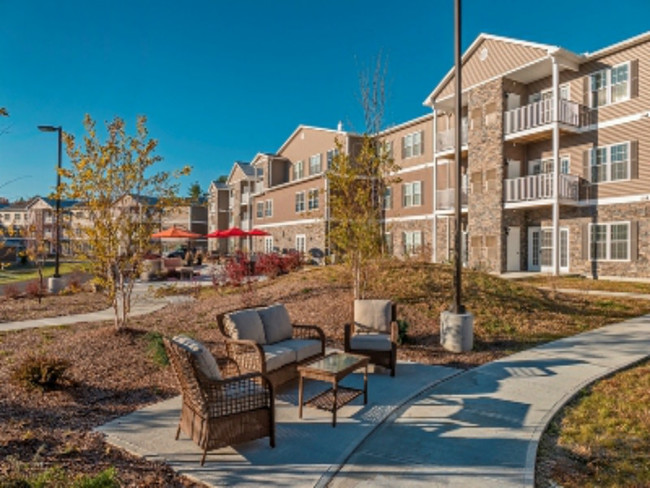 Foto del edificio - Connect55+ Londonderry Senior Living 55+