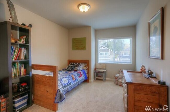 Building Photo - 8828 Jayden Ln NE
