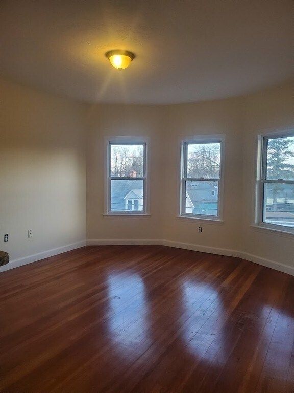 Foto del edificio - 293 School St