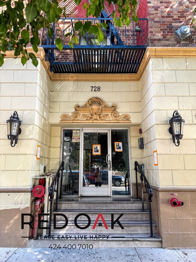 Foto del edificio - 728 S Berendo St