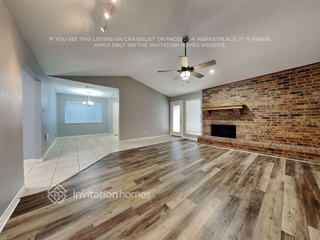 Foto del edificio - 4913 Cliffwood Dr