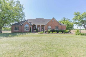 Building Photo - 2155 Durlin Rd