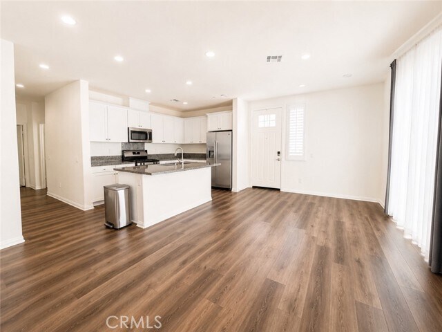 Foto del edificio - 16570 Wyndham Ln