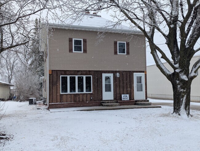 Foto del edificio - 520 E Washington St