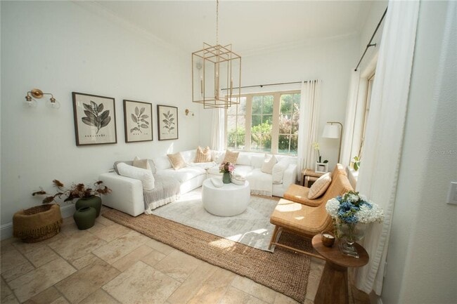 Foto del edificio - 719 Eastlawn Dr