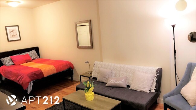 Foto del edificio - 834-832 2nd Ave