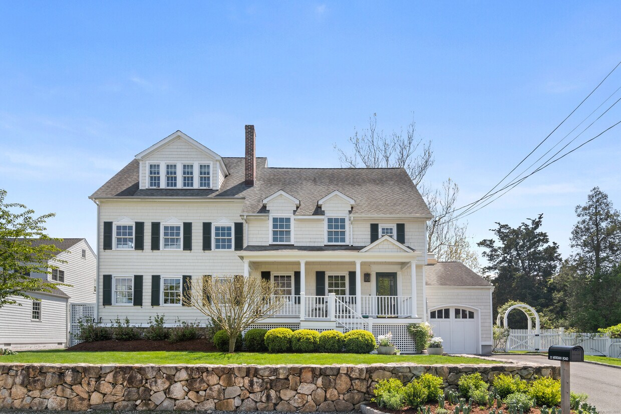 Primary Photo - 22 Meridian Rd