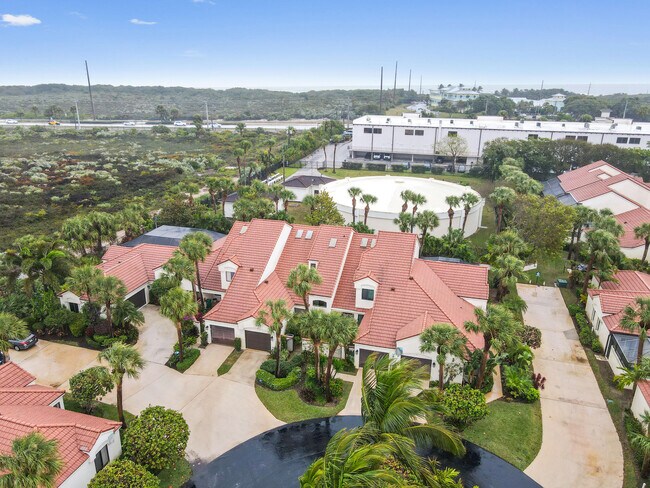 Building Photo - 507 Sea Oats Dr