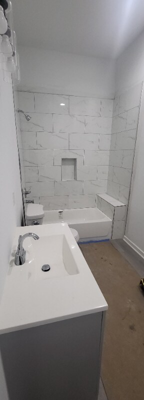 Building Photo - 322 New Hampshire St