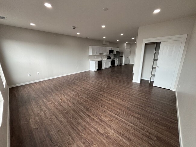 Interior Photo - The Monico