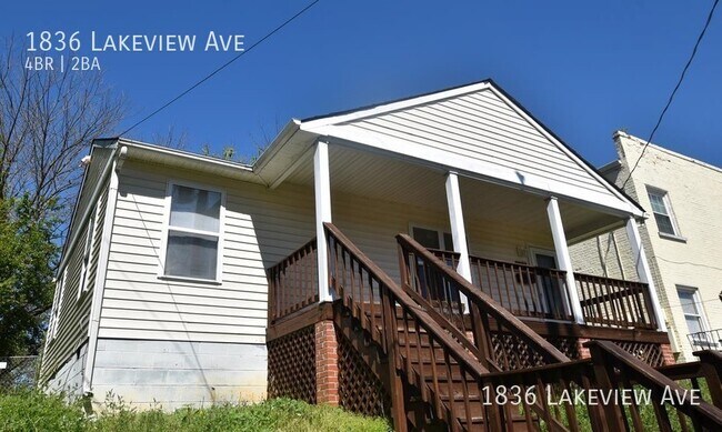 Foto del edificio - 4 bed in Randolph with large front porch &...