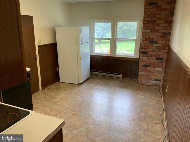 Building Photo - 1 bedroom in Leesport PA 19533