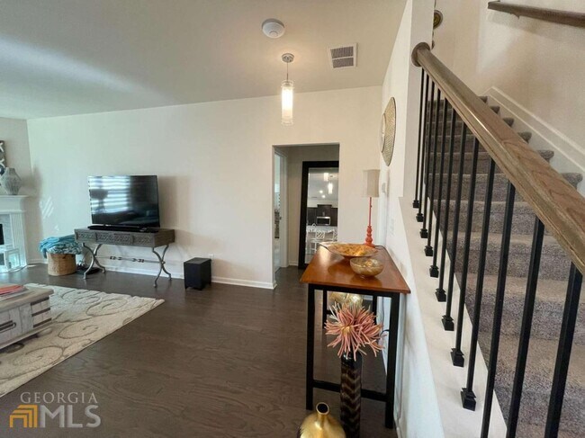 Foto del edificio - 3032 Lowell Rd