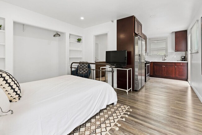 Foto del edificio - 512 W Juniper St