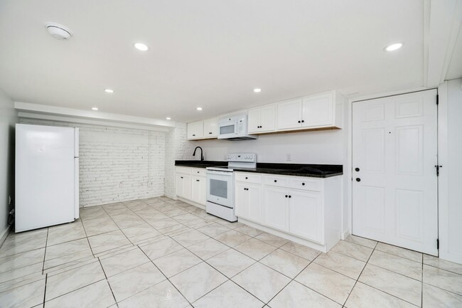 Photo - 57 S 6th St Apartment