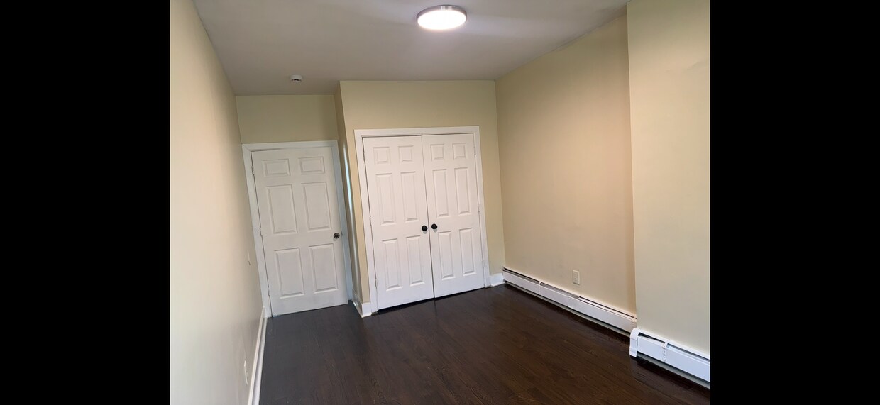 Building Photo - 101 1/2 Ocean Ave