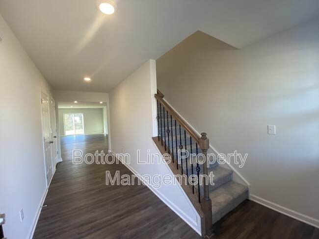 Foto del edificio - 1472 Forkhorn Dr