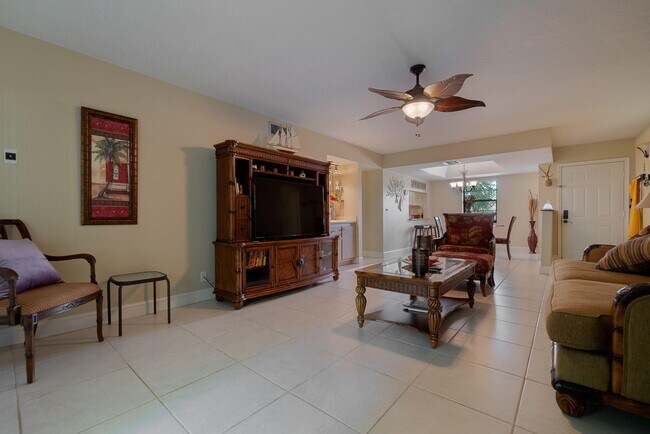 Foto del edificio - 12524 Shoreline Dr
