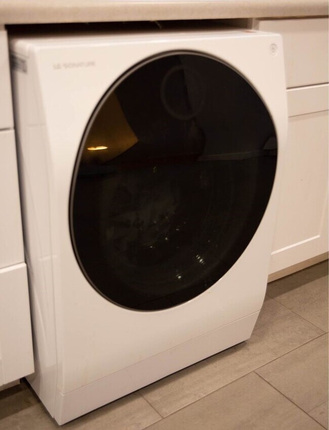 Photo - Kearns House