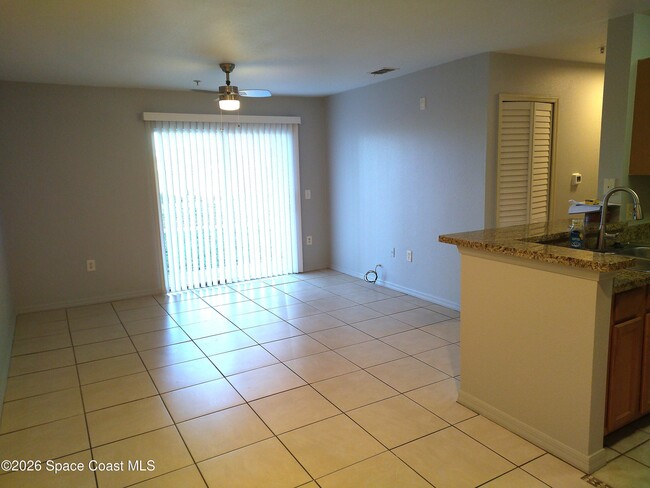 Building Photo - 3551 D'Avinci Way
