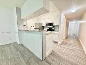 Building Photo - 277 Cypress Point Dr