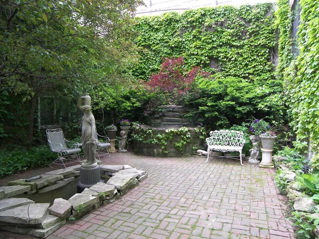 Foto del edificio - 1633 N North Park Avenue