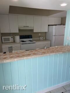 Building Photo - 3 br, 2.5 bath House - 6292 Boulevard of C...