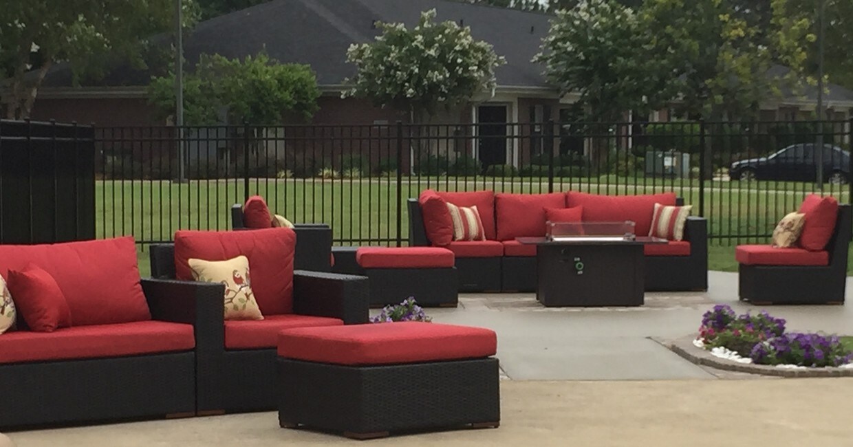 Abby Glenn - Apartments & Corporate Suites Apartments - 180 W Dublin Dr