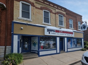 Building Photo - 11 Montreal St