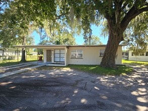 Building Photo - 1608 James L Redman Pkwy