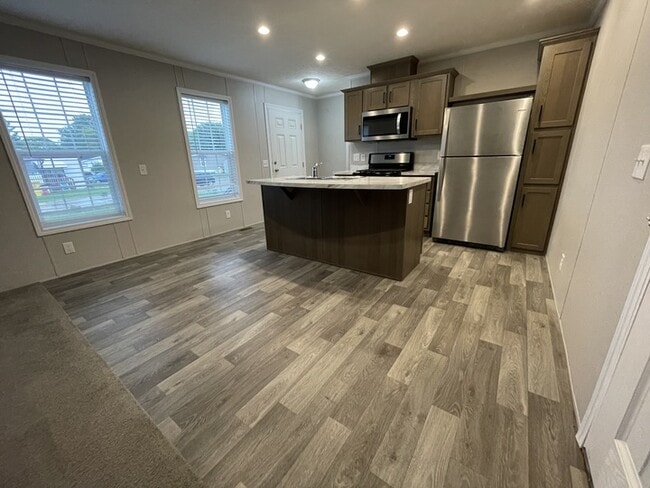 Building Photo - 38053 Orleans St