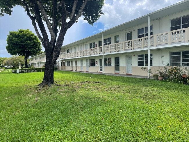 Foto del edificio - 130 NE 202nd Terrace