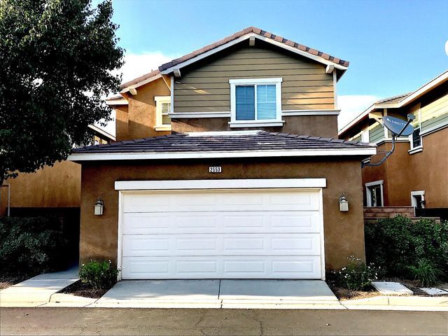 Building Photo - 2553 Sparkling Water Ct