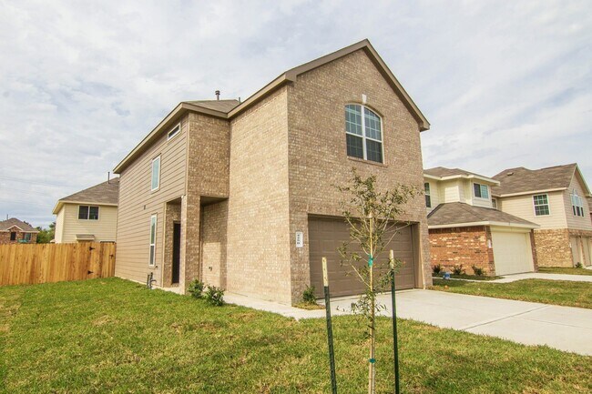 Foto del edificio - 4250 Silver Ranch Rd