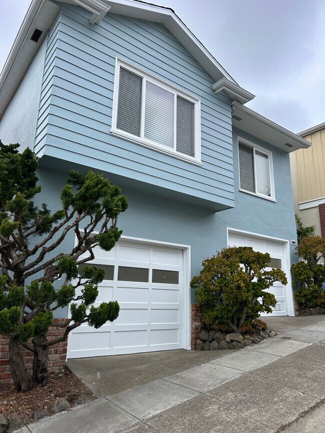 Foto del edificio - Rare Single Family Home in Forest Knolls w...