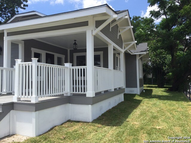 Building Photo - 645 E Park Ave