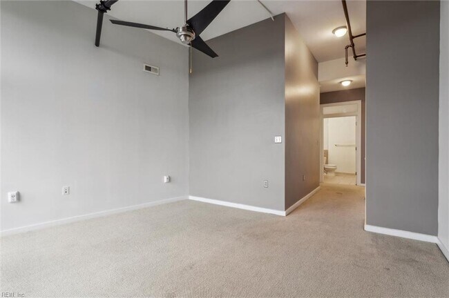 Foto del edificio - 412 St Pauls Blvd