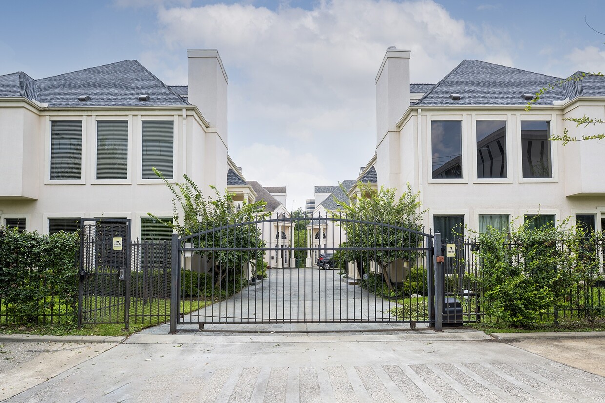 Foto principal - 3004 Eastside St
