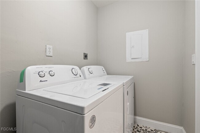 Foto del edificio - 5105 SW Courtyards Ct