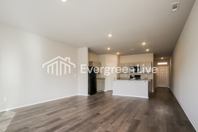 Building Photo - 6615 NW Kathleen St