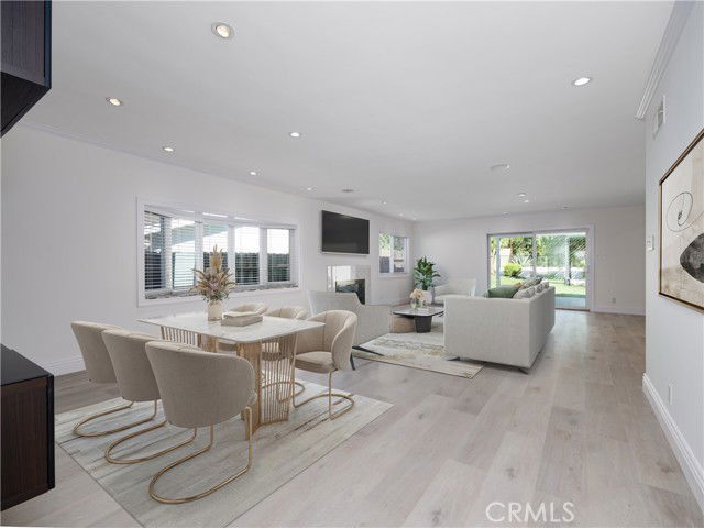 Building Photo - 21555 Mulholland Dr