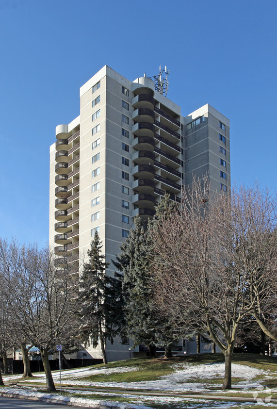 Building Photo - Rossland Park