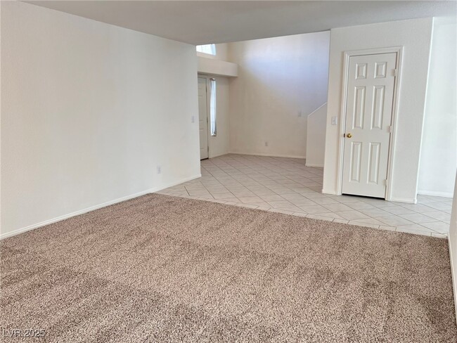 Building Photo - 10229 Abano Ct