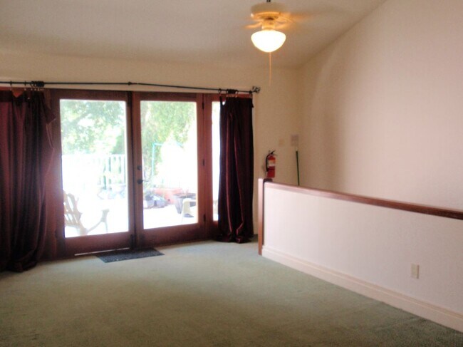 Foto del edificio - 2629 S Carrollton Ave