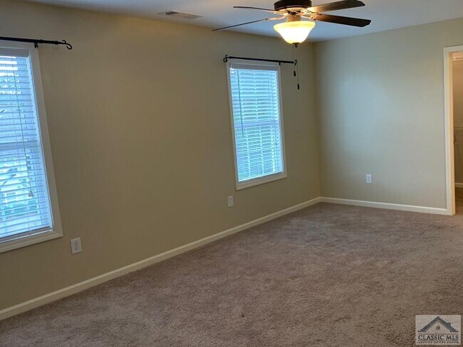 Building Photo - 1142 Blackstone Court