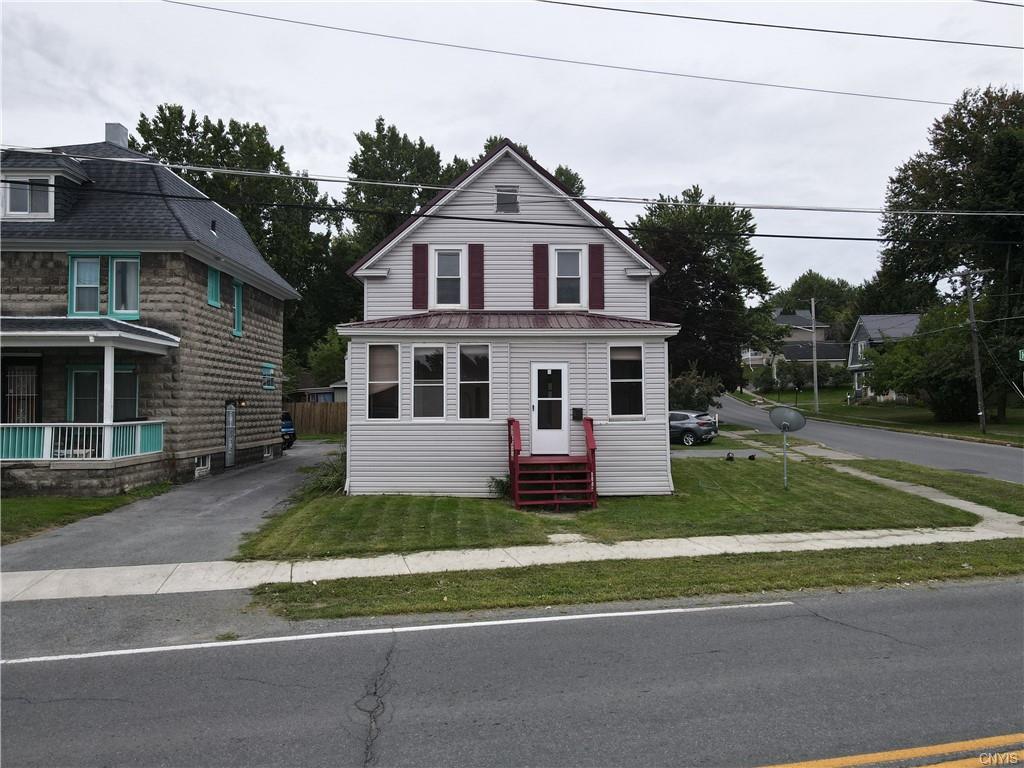 Primary Photo - 1202 Huntington St