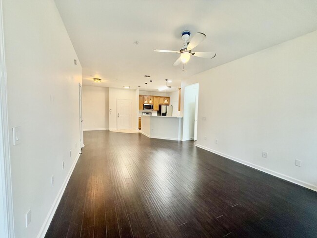 Building Photo - Beautiful 2-Bedroom, 2-Bathroom Condo for ...