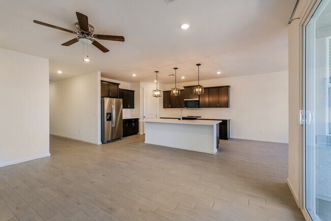 Building Photo - 24461 Grove St
